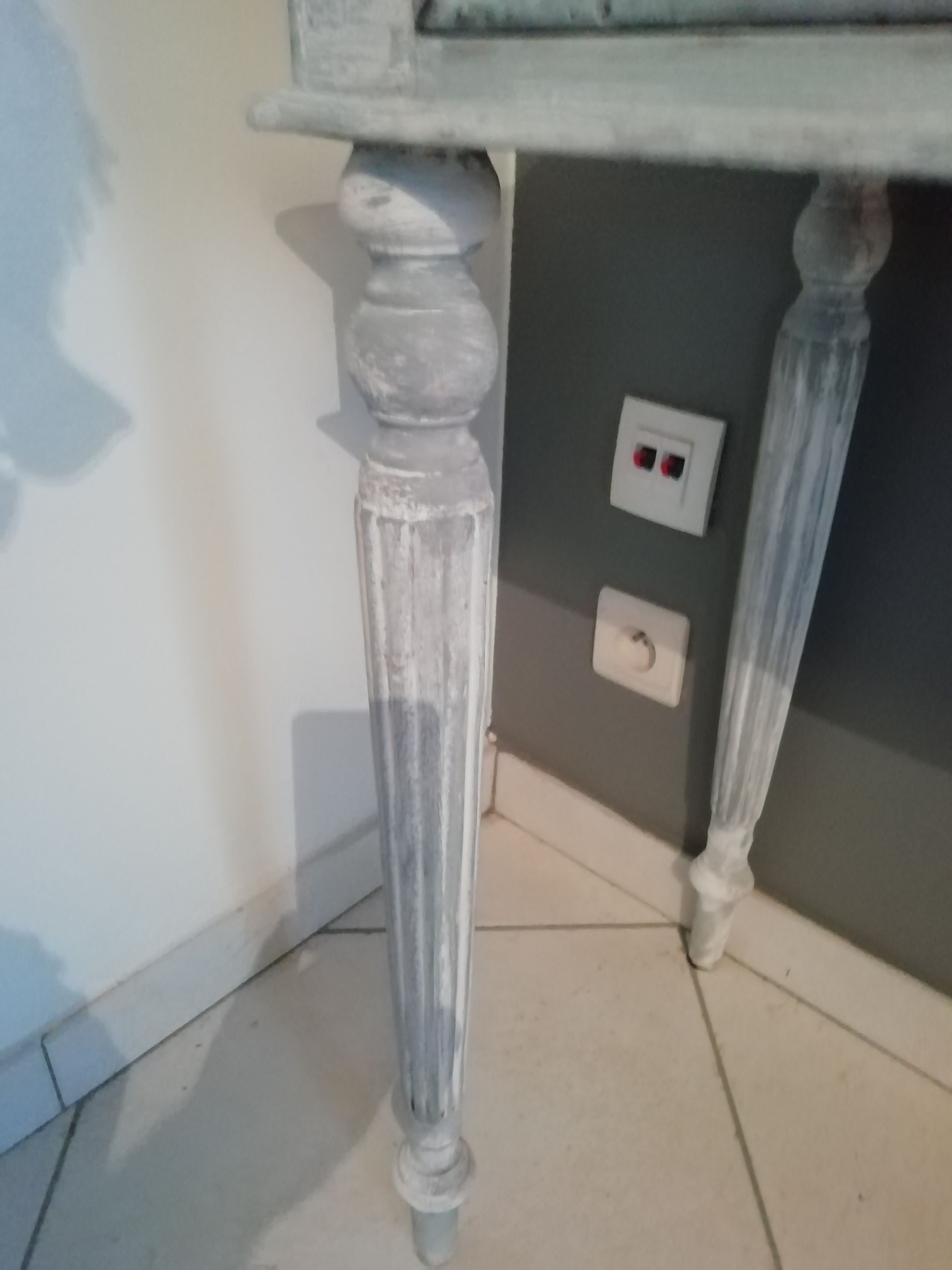 Desk / console painted and patinated 2 drawers