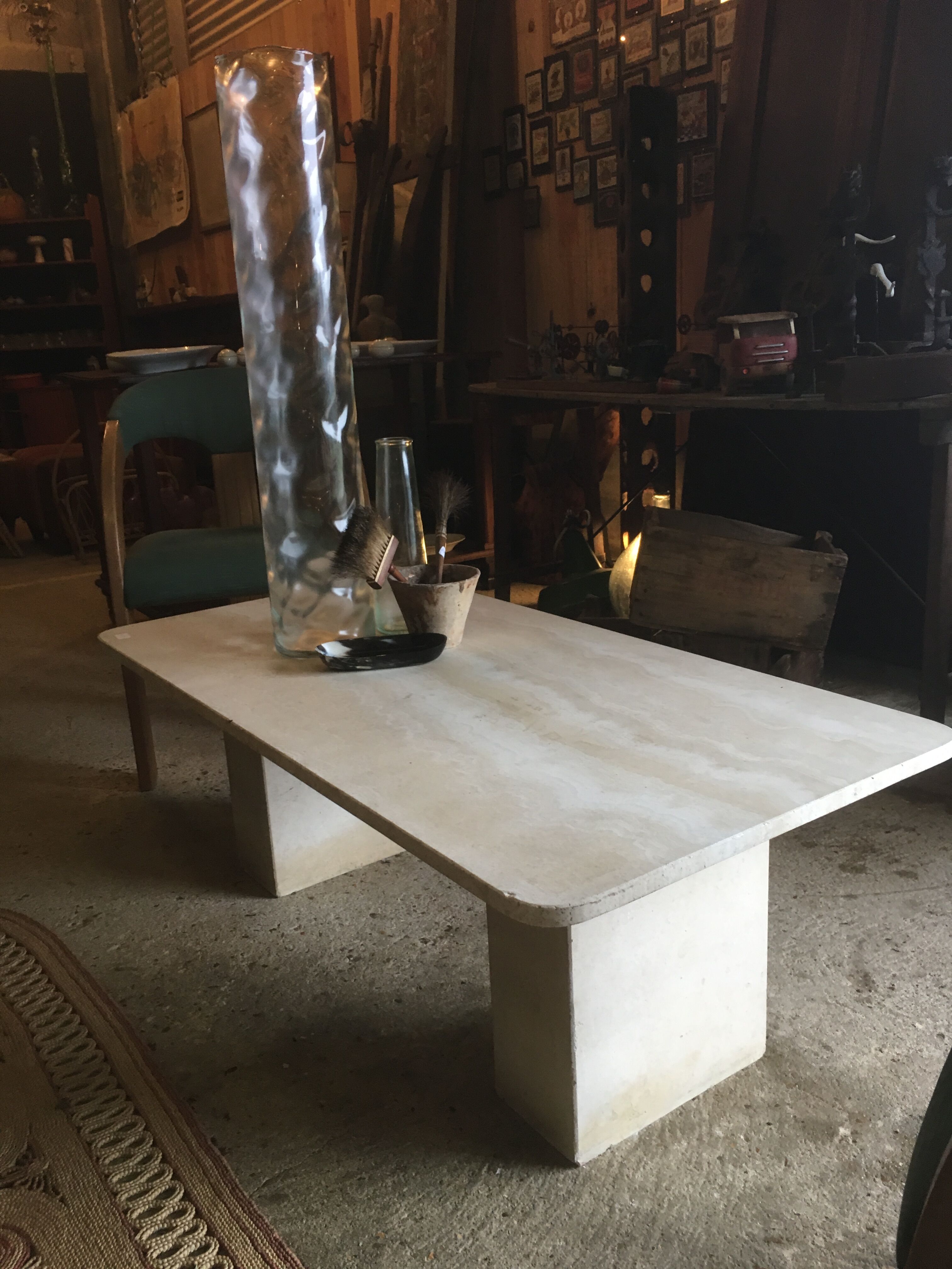 Table basse en travertin