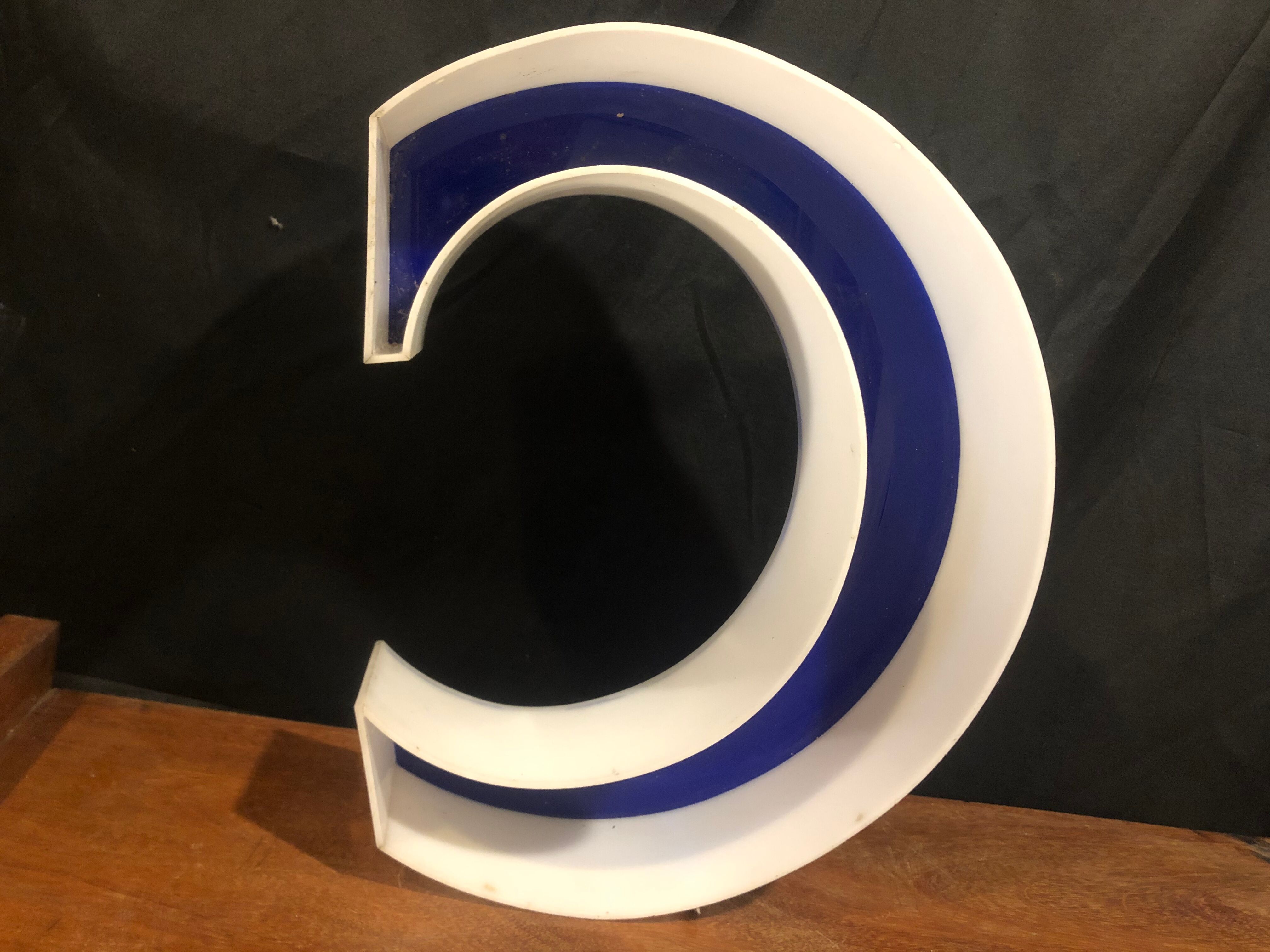 Letter C Vintage panel in Plexiglas