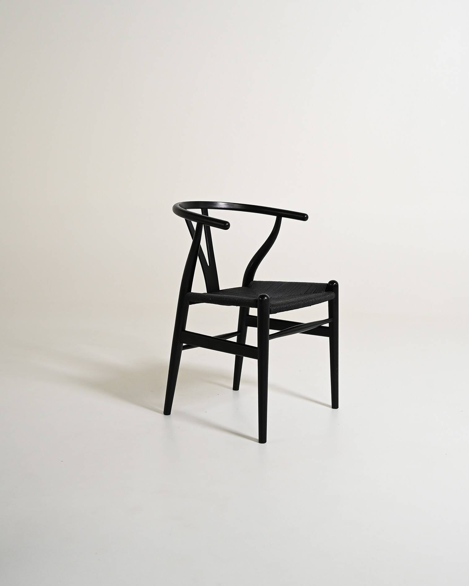 Set of 8 “Wishbone Chair” “CH24” chairs by Hans J. Wegner, 1990