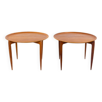 Paire de tables à plateau en teck danois modèle 4508 par Fritz Hansen, années 1950