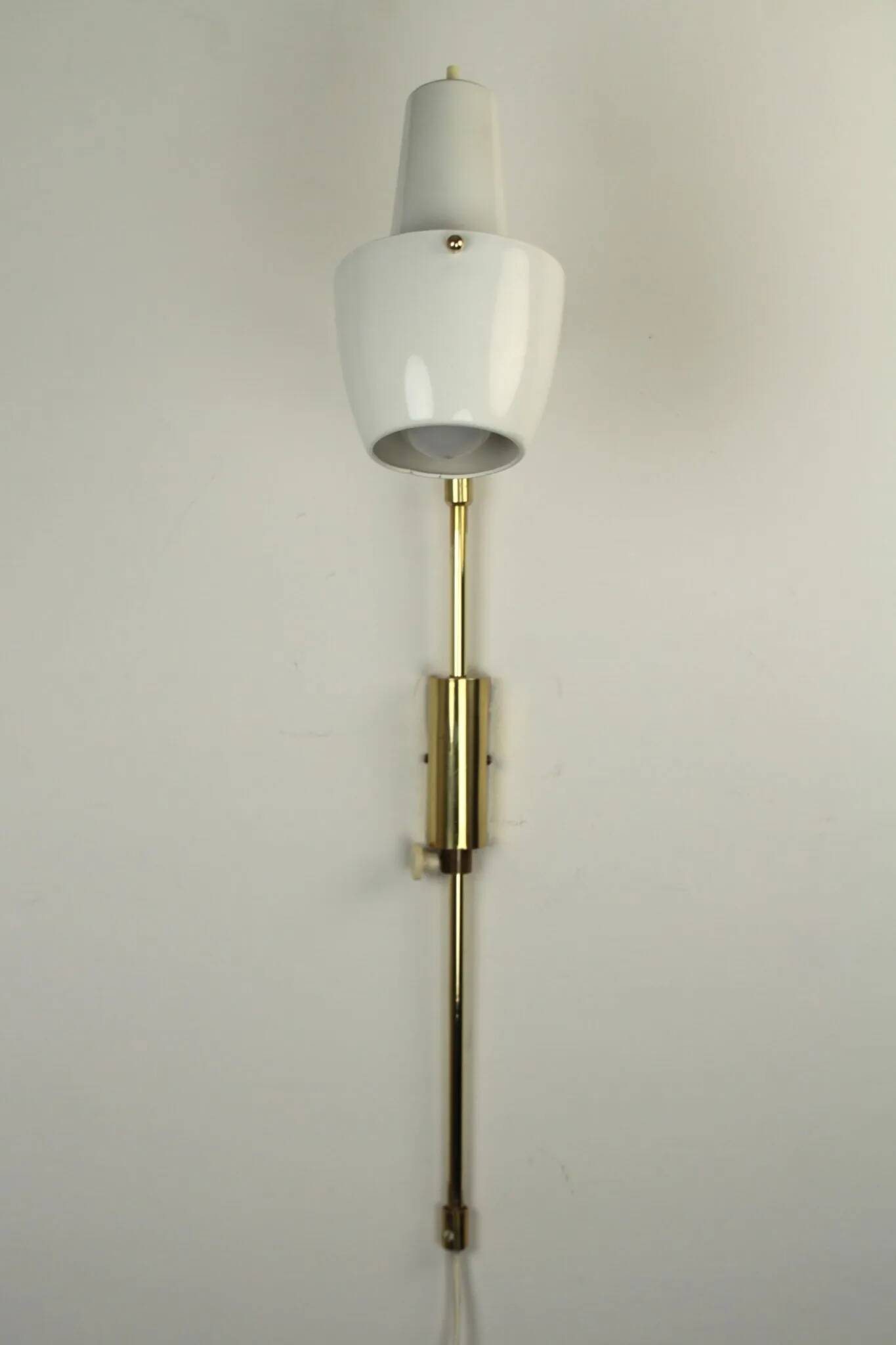 Model V-45 Wall Lamp by Eric Wärnå for EWÅ Armaturfabrik, Värnamo, Sweden — 1960s
