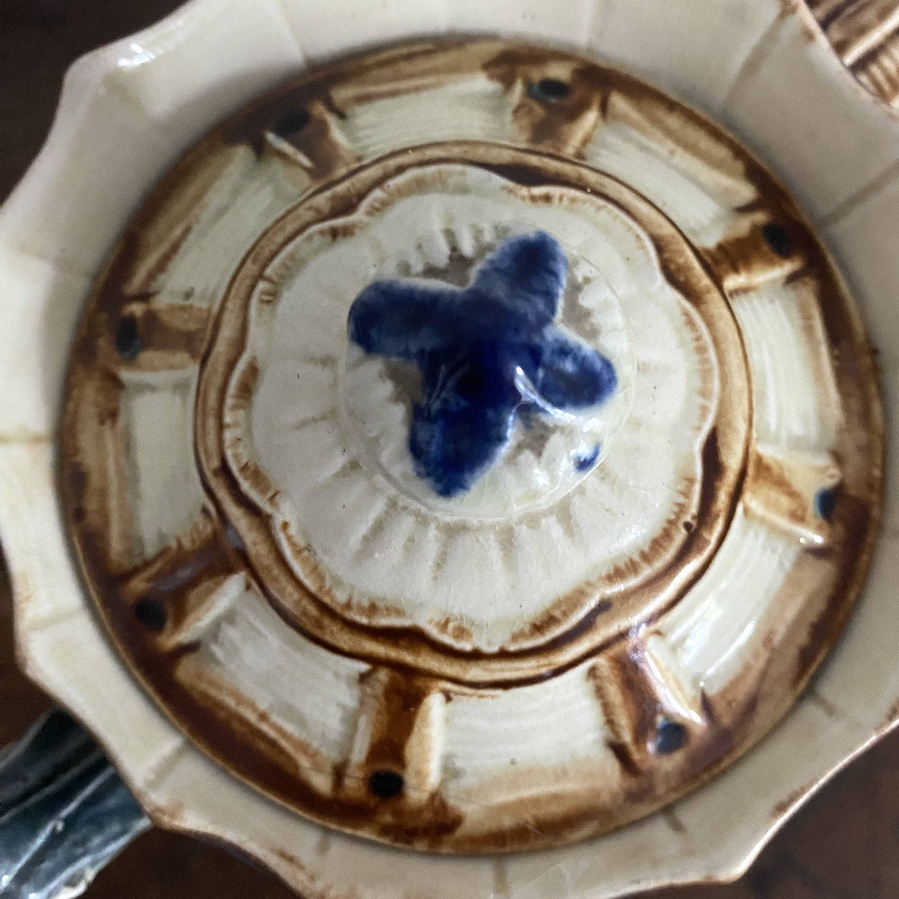 Wasmuel Belgium slip teapot