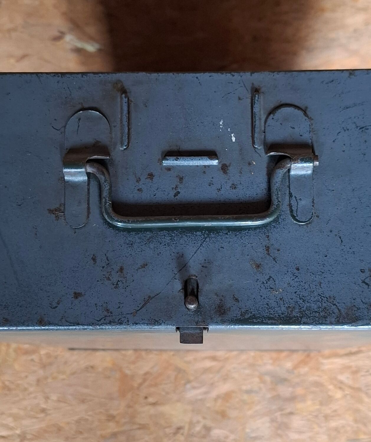 Military metal drawer cabinet