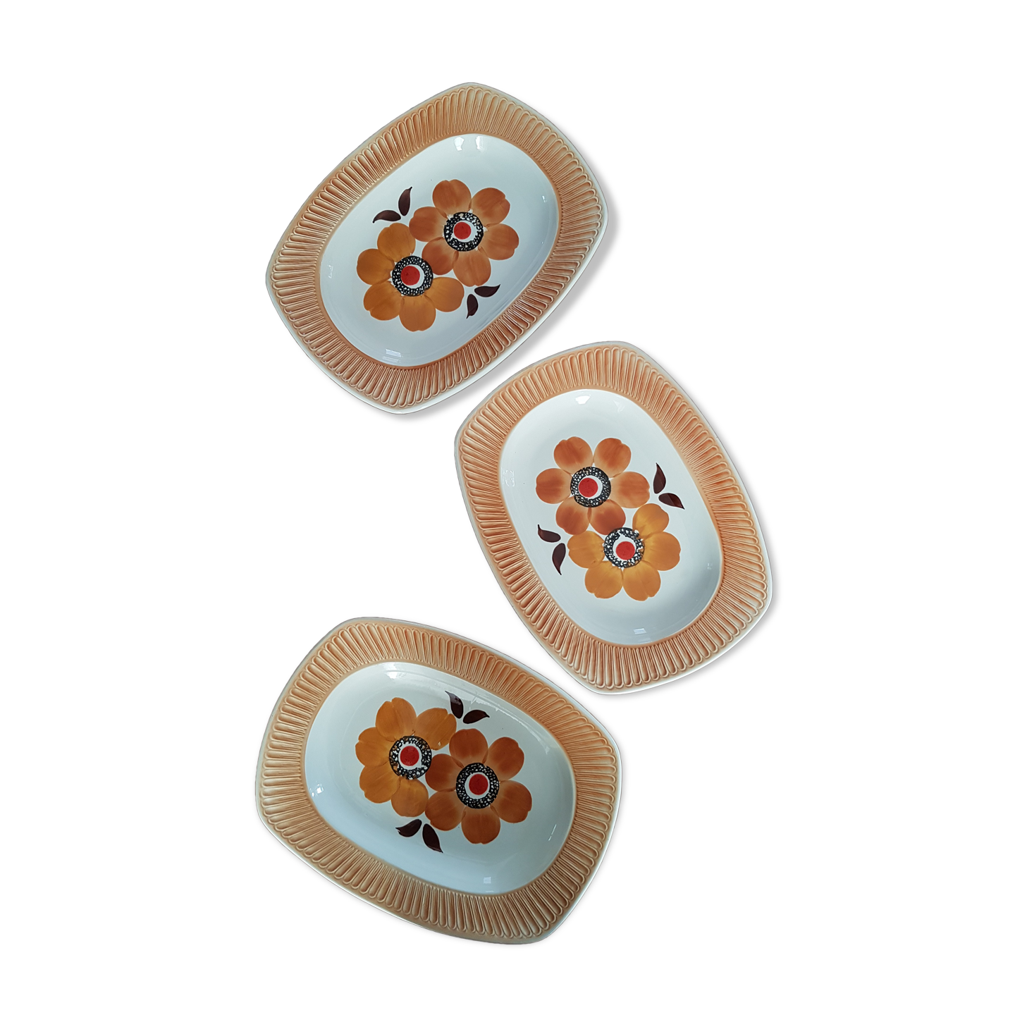 Set of three Italian dishes