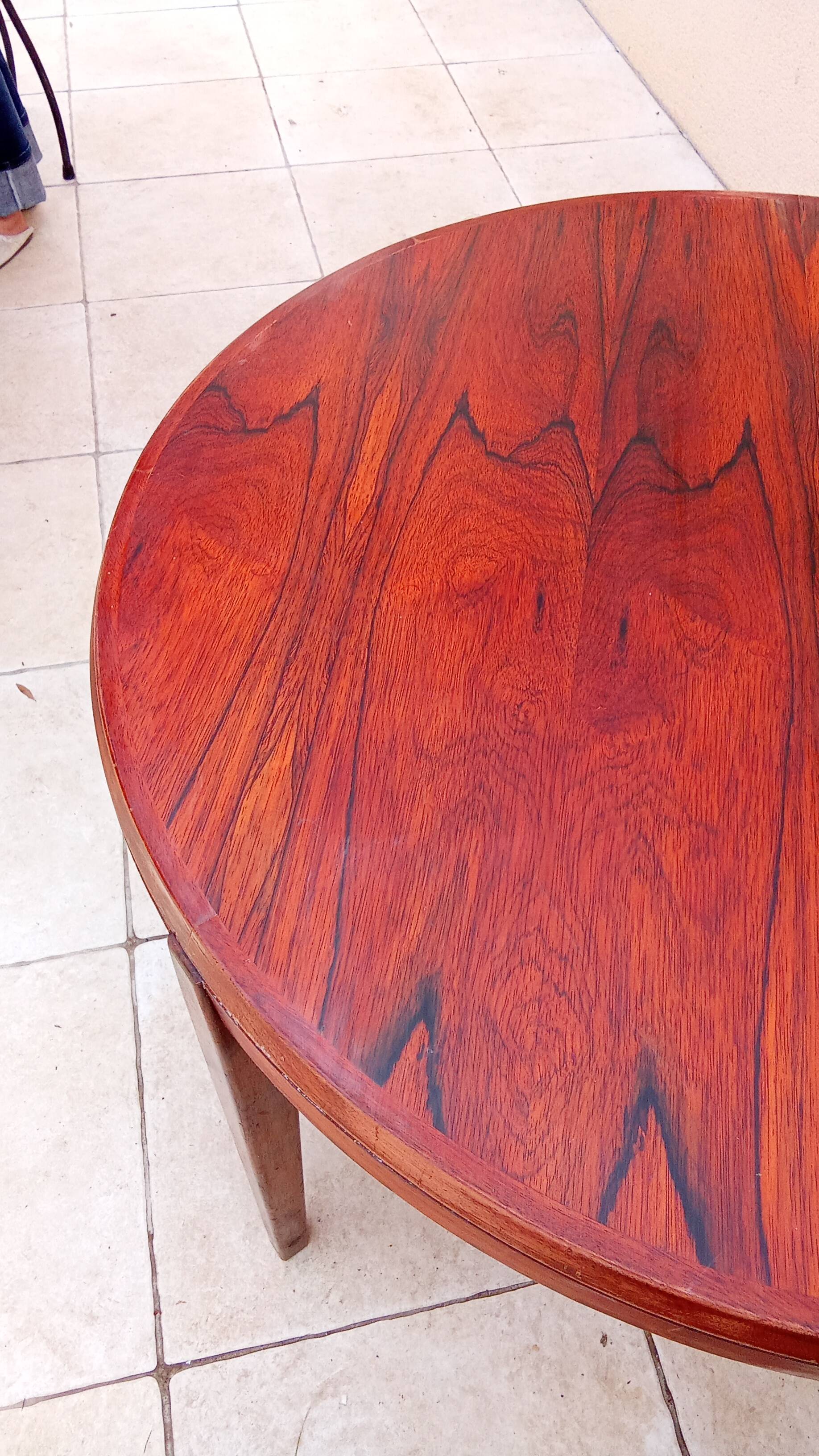 Round table in vintage Rio rosewood