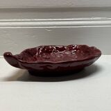 Red cabbage leaf slip dish