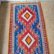 Authentic Moroccan Berber rug – 100% wool – handmade – 220 × 120 cm