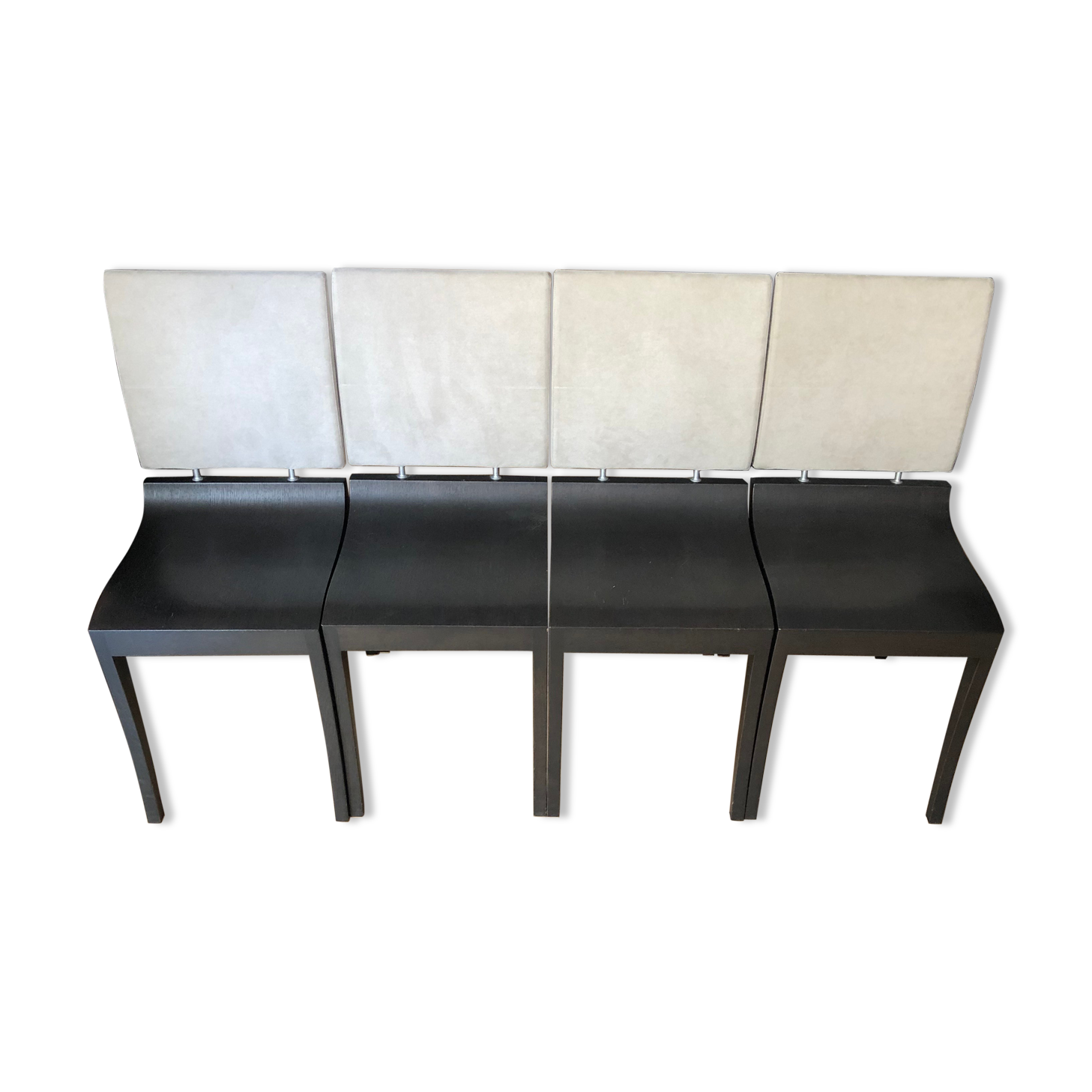 Lot of 4 chairs "Finn" by Thibault Desombre for Ligne Roset