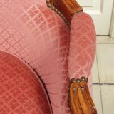 Vintage shepherdess armchair in pink velvet.