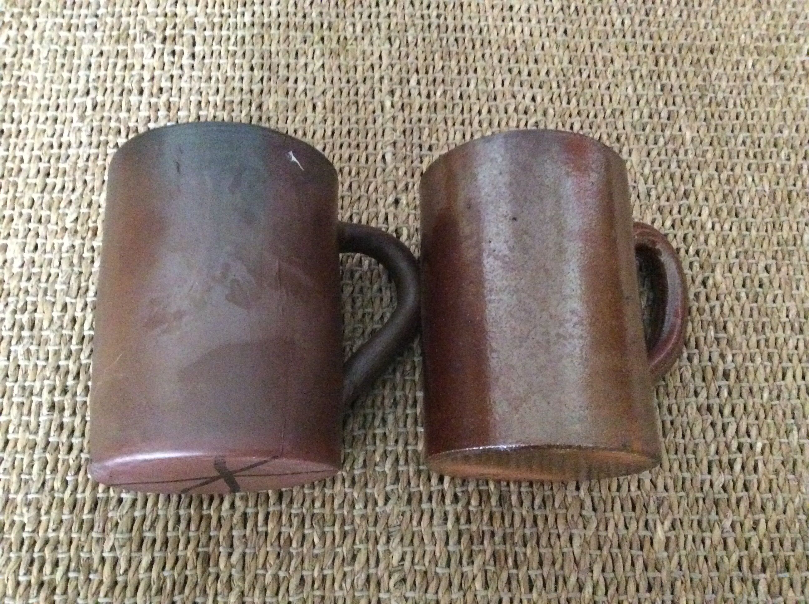 2 stoneware mugs