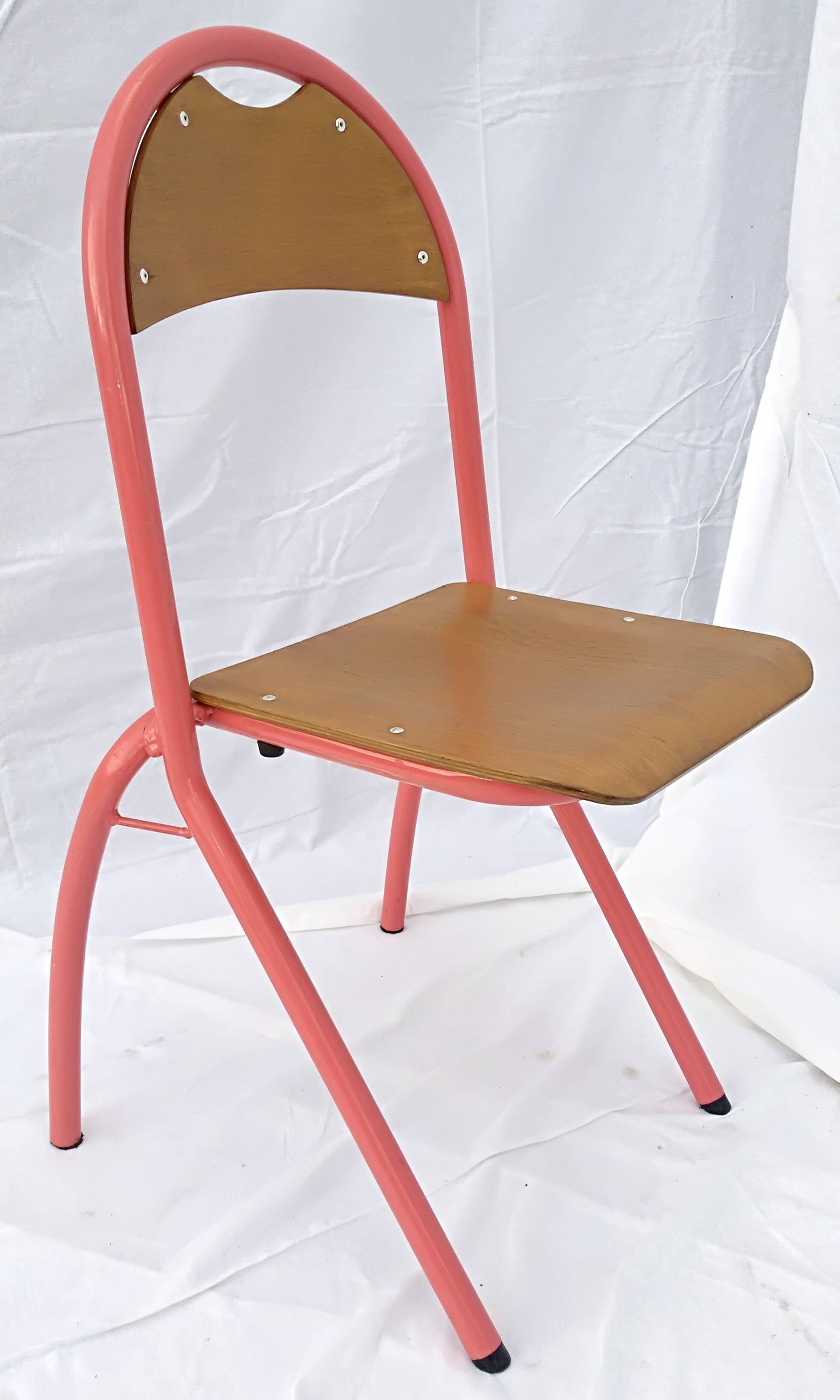 chair tubular structure wooden seat and back