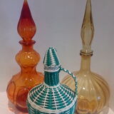 Green and white scoubidou demijohn