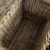 Antique wicker basket with closure and handle
