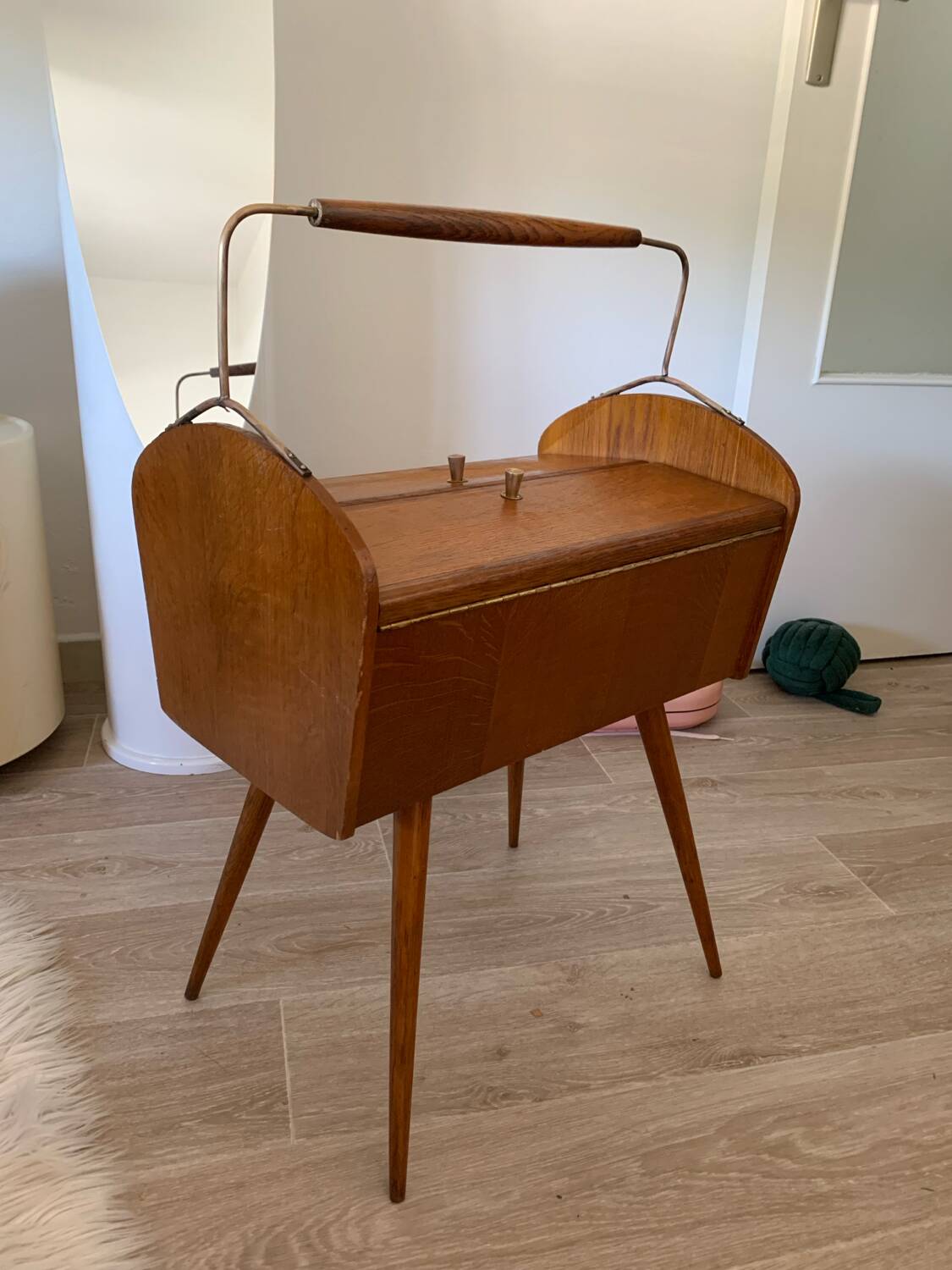 Small worker storage unit