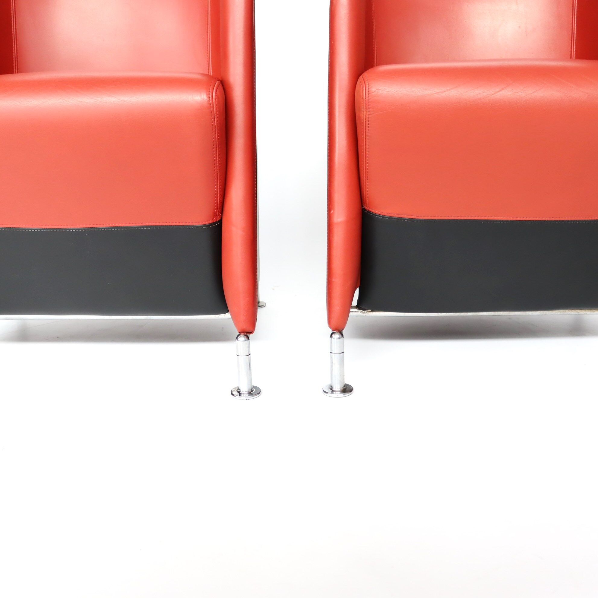 Pair of armchairs by Börge Lindau and Bo Lindekrantz