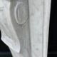 Cheminée de style Louis XV en marbre de carrare