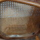 Fauteuil assise et dossier en cannage étiquette de Thonet ref sl02