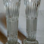 Duo of glass soliflores with vintage pimples 50s