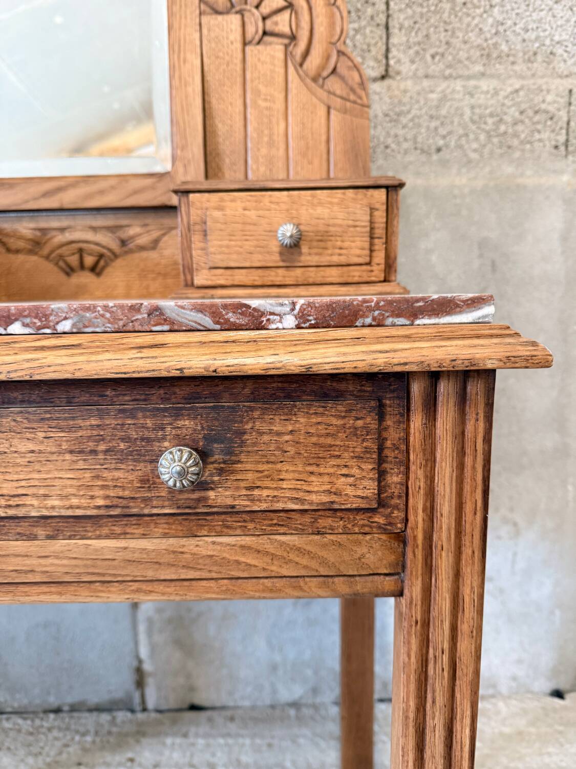 Antique carved oak hairdresser – art deco style