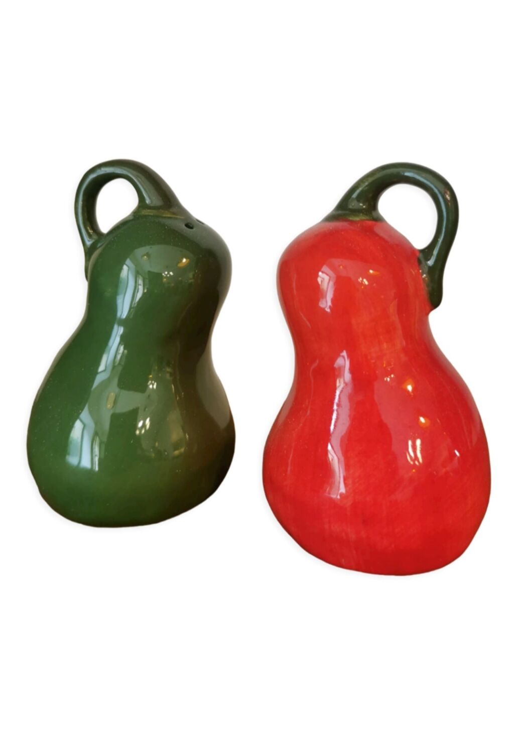 Apple pepper shaker