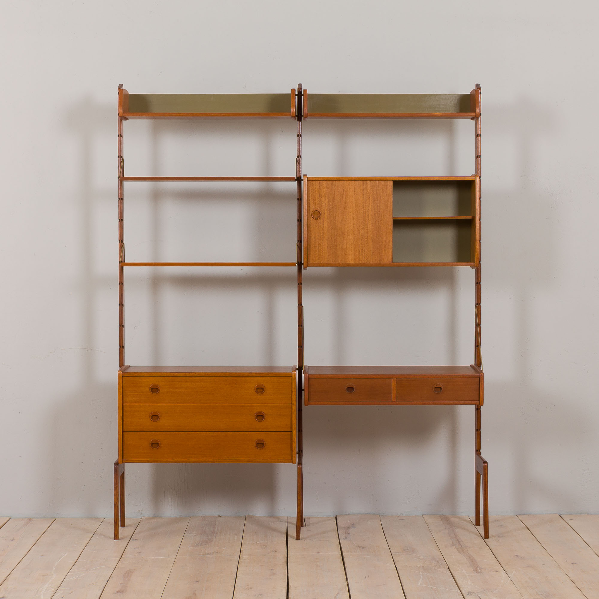 Scandinavian modern freestanding bookcase Ergo by John Texemon, Norway, 1960s.