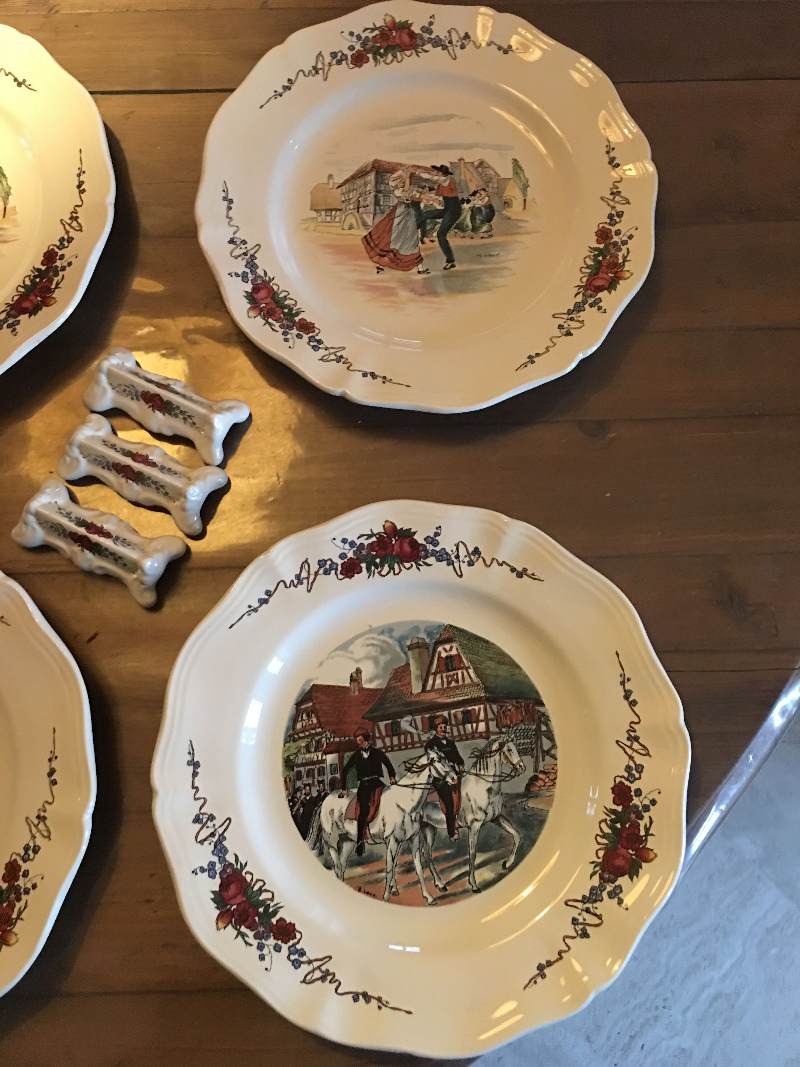 Set of 6 flat plates - 6 door knives Obernai