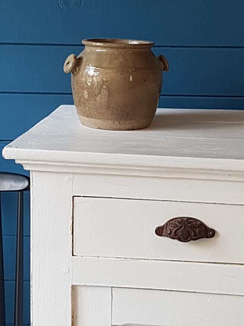 Former parisian buffet white