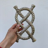 Vintage silver metal rope trivia