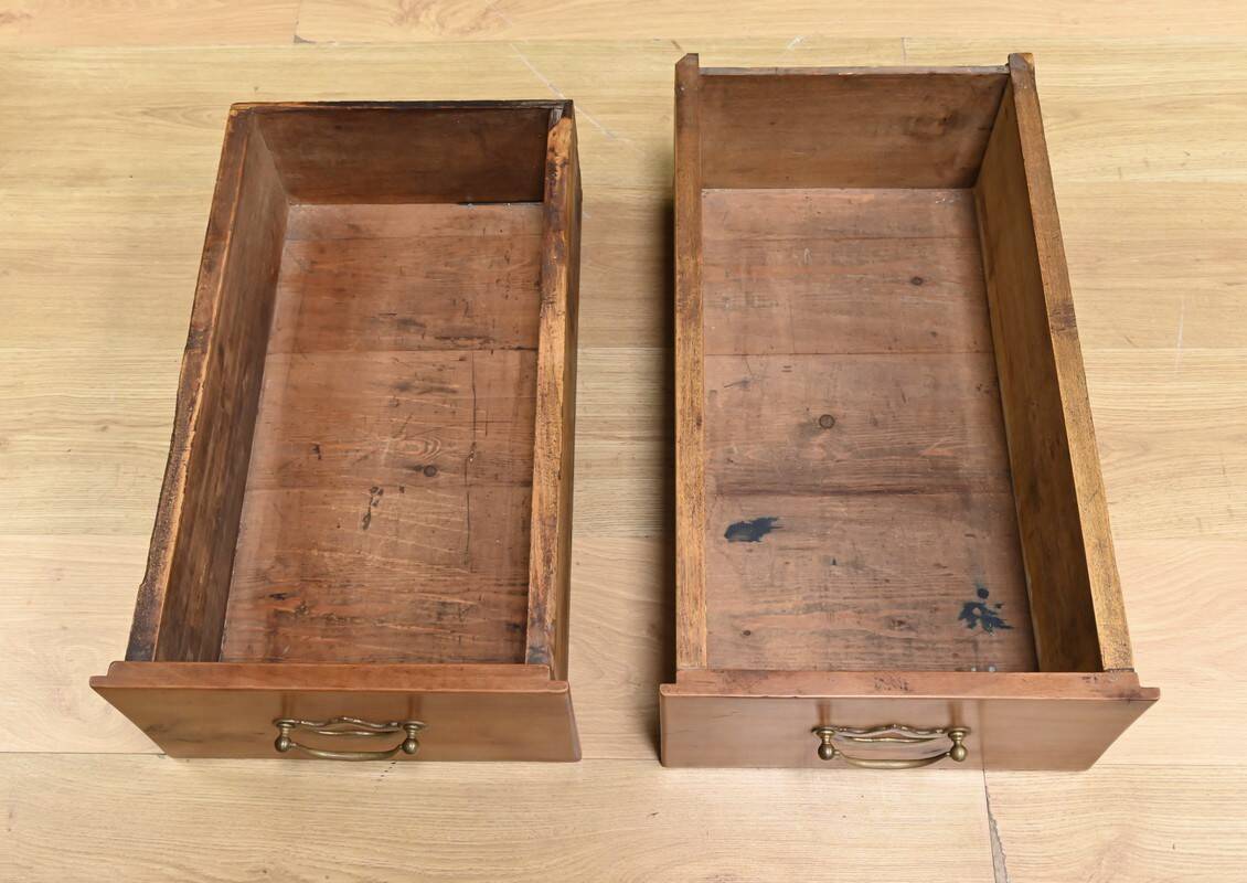 Cherrywood writing desk, Louis-Philippe style – Late 19th century
