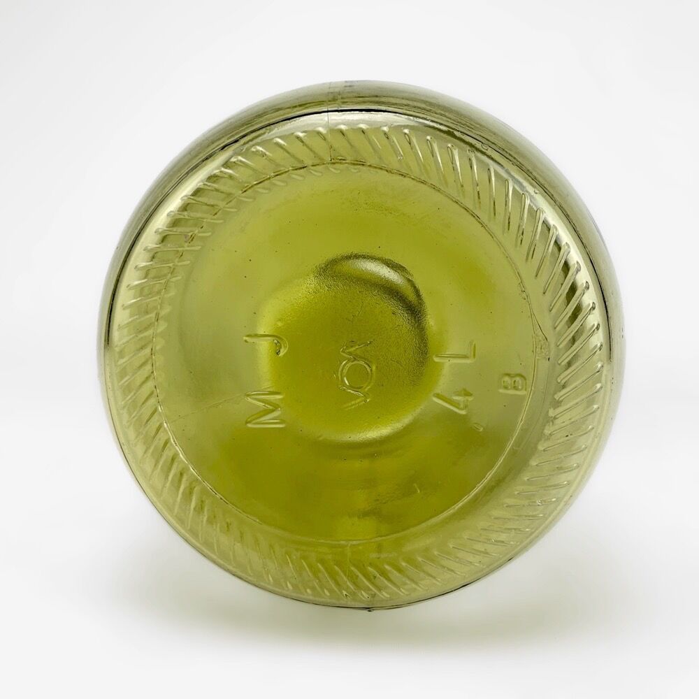 Bottle with handle 4 liters almond green