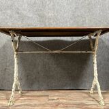 Based on work from the Arras foundries around 1880: bistro table