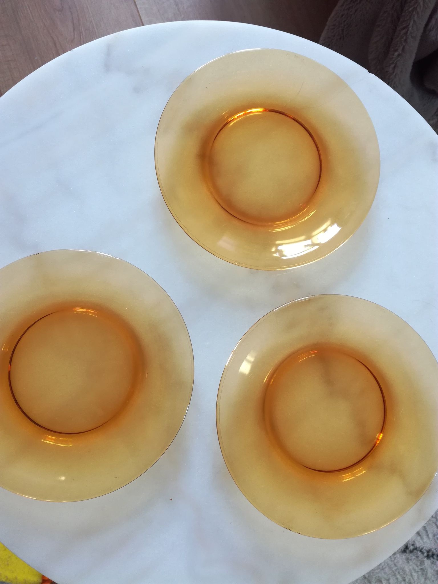 3 "vereco" plates amber