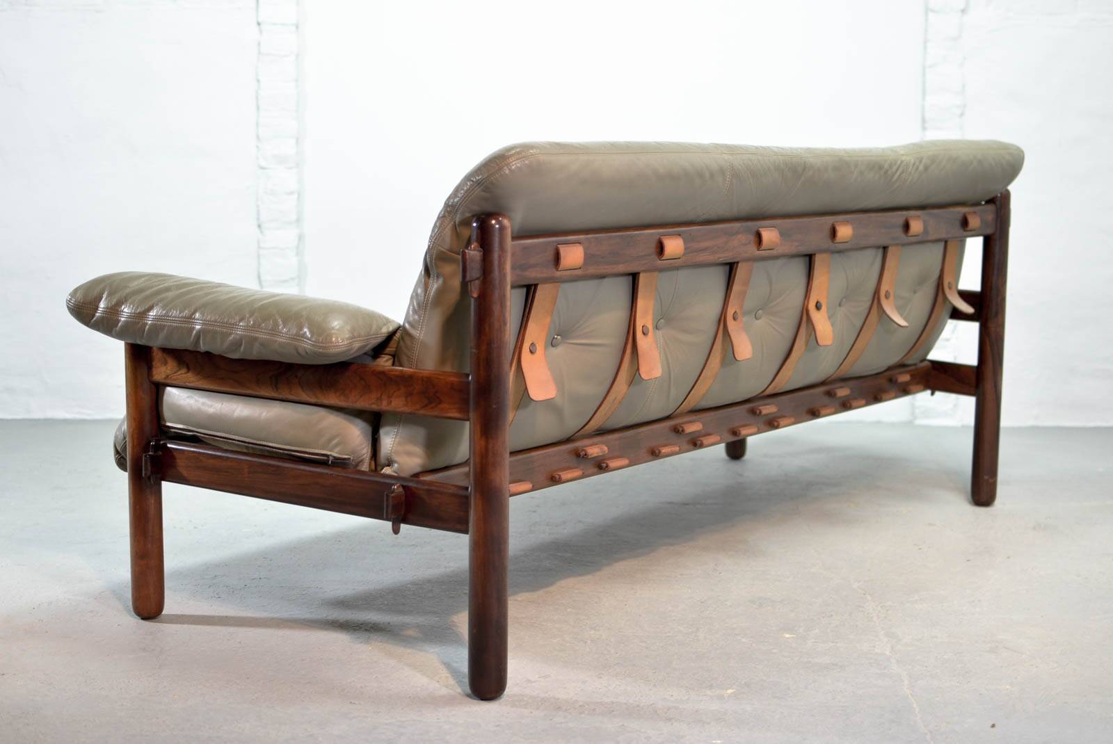 Jean Gillon Brazilian Jacarandá Wooden 3-Seat Sofa for Woodart, Brazil, 60s