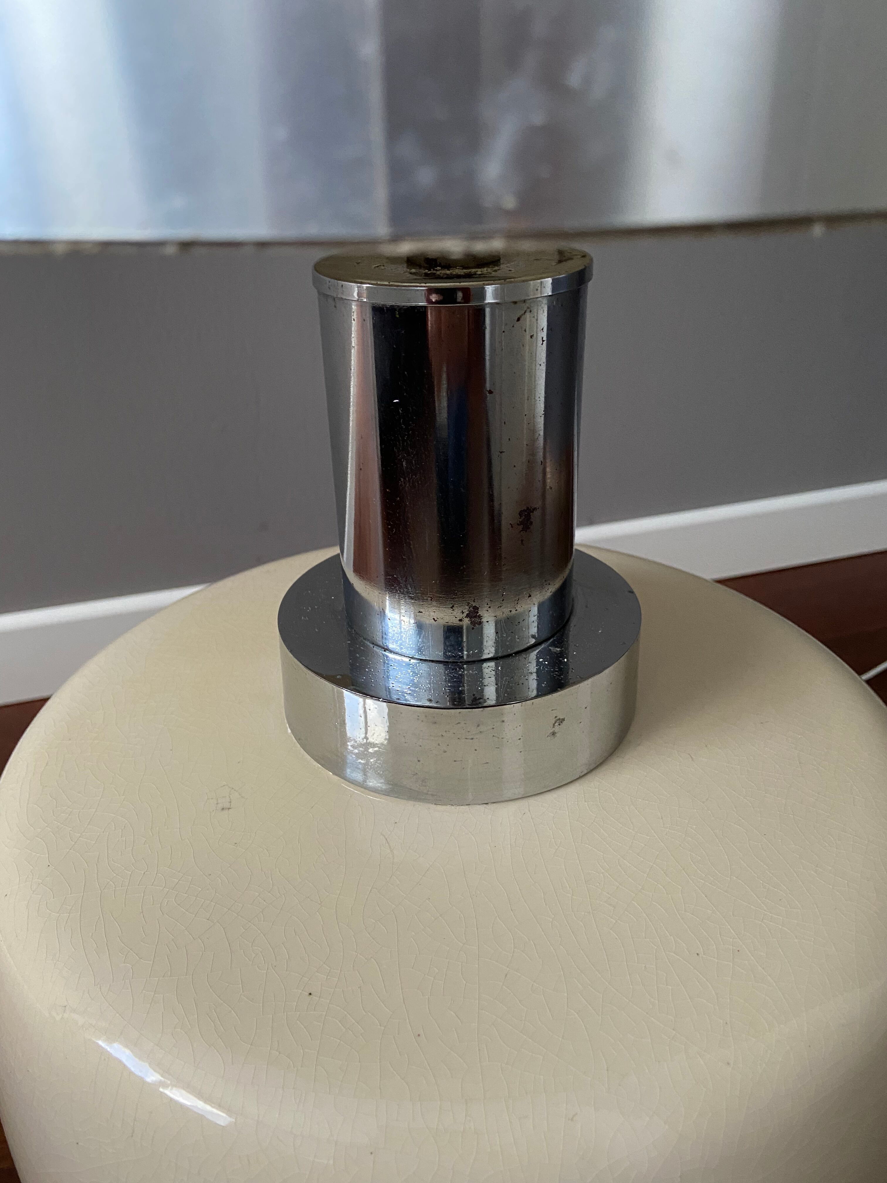 Cracked ceramic floor lamp