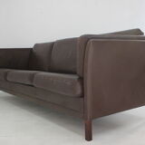 Canapé 3 places en cuir brun danois des années 1970