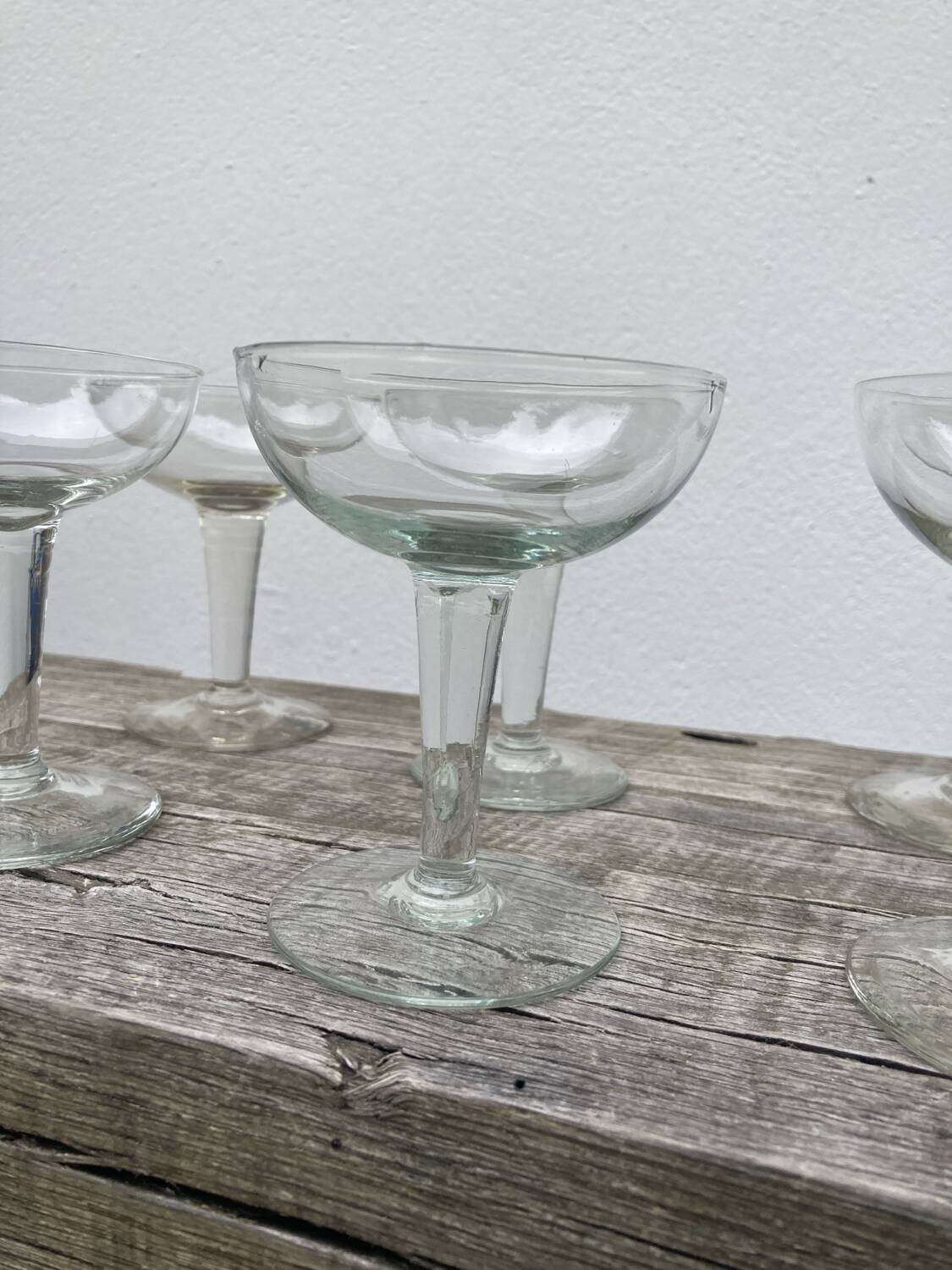 6 blown glasses / old cups