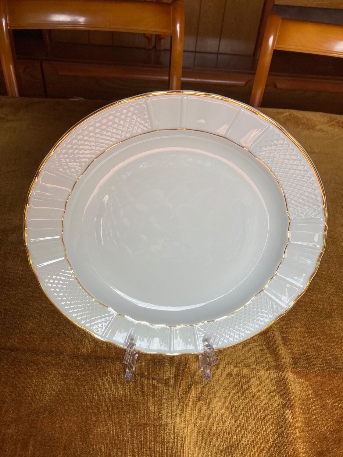 Round dish in Limoges Porcelain - Bernardaud B&C Malmaison service (1924)