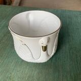 Cache pot