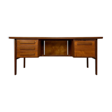 Bureau danois en teck par Peter Løvig Nielsen, années 1960