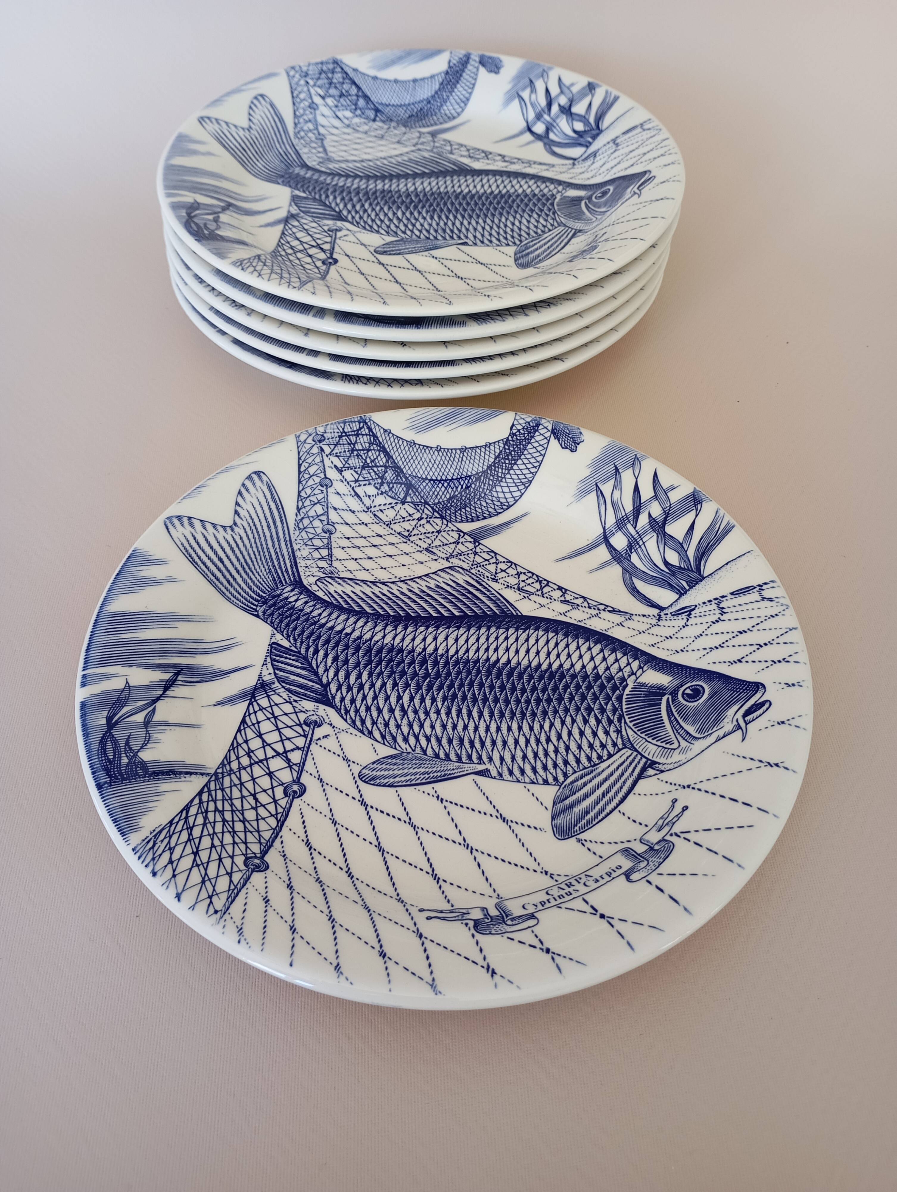 6 English Ironstone Tableware dinner plates