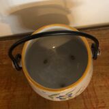 Cauldron moustiers