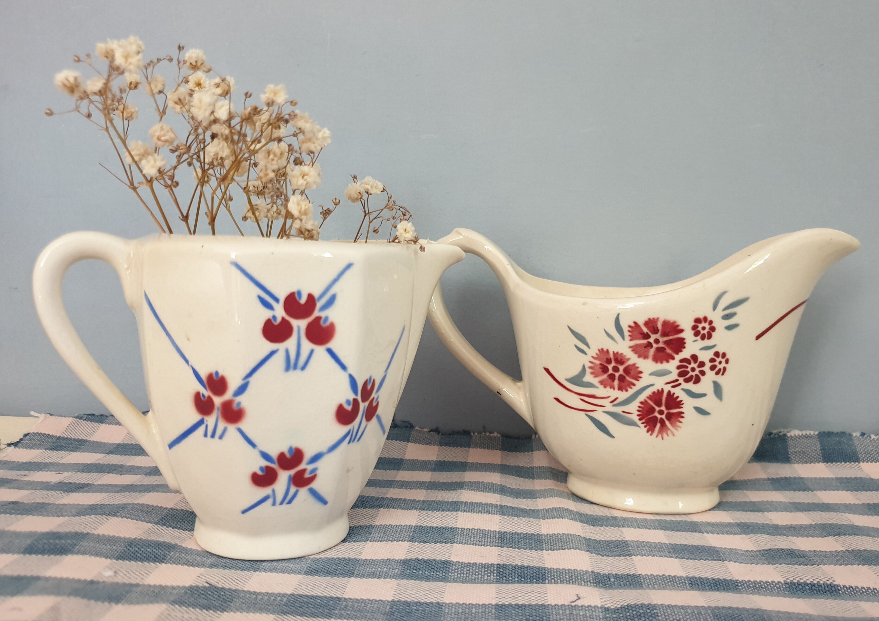 Duo milk pots Badonviller