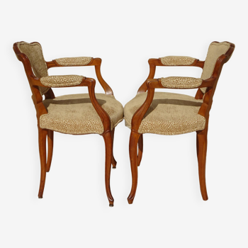 Anciens fauteuils en bois et velours, les 2