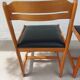 paire de chaises style scandinave, simili cuir noir