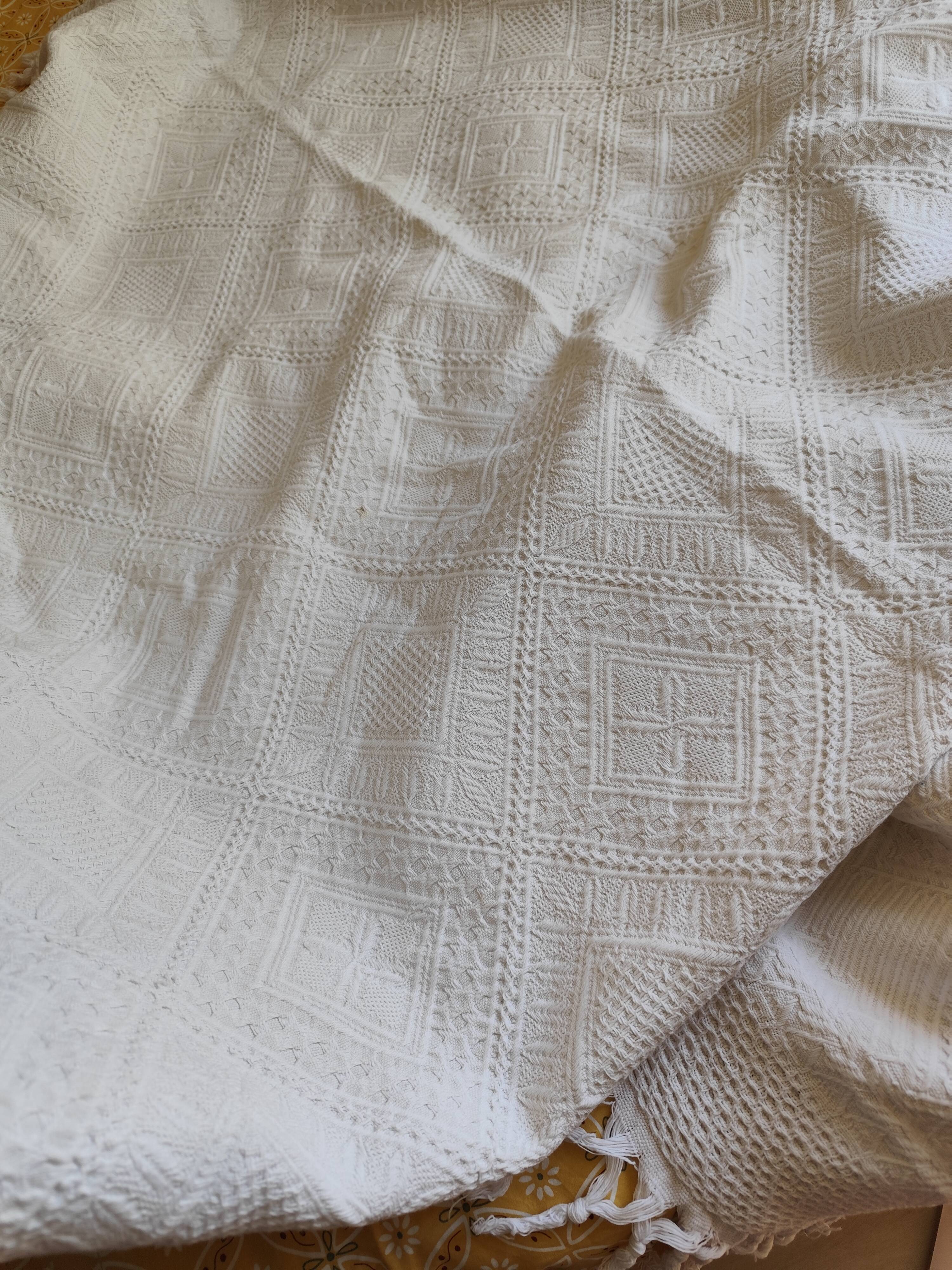 White cotton bedspread, vintage woven cotton bed throw.