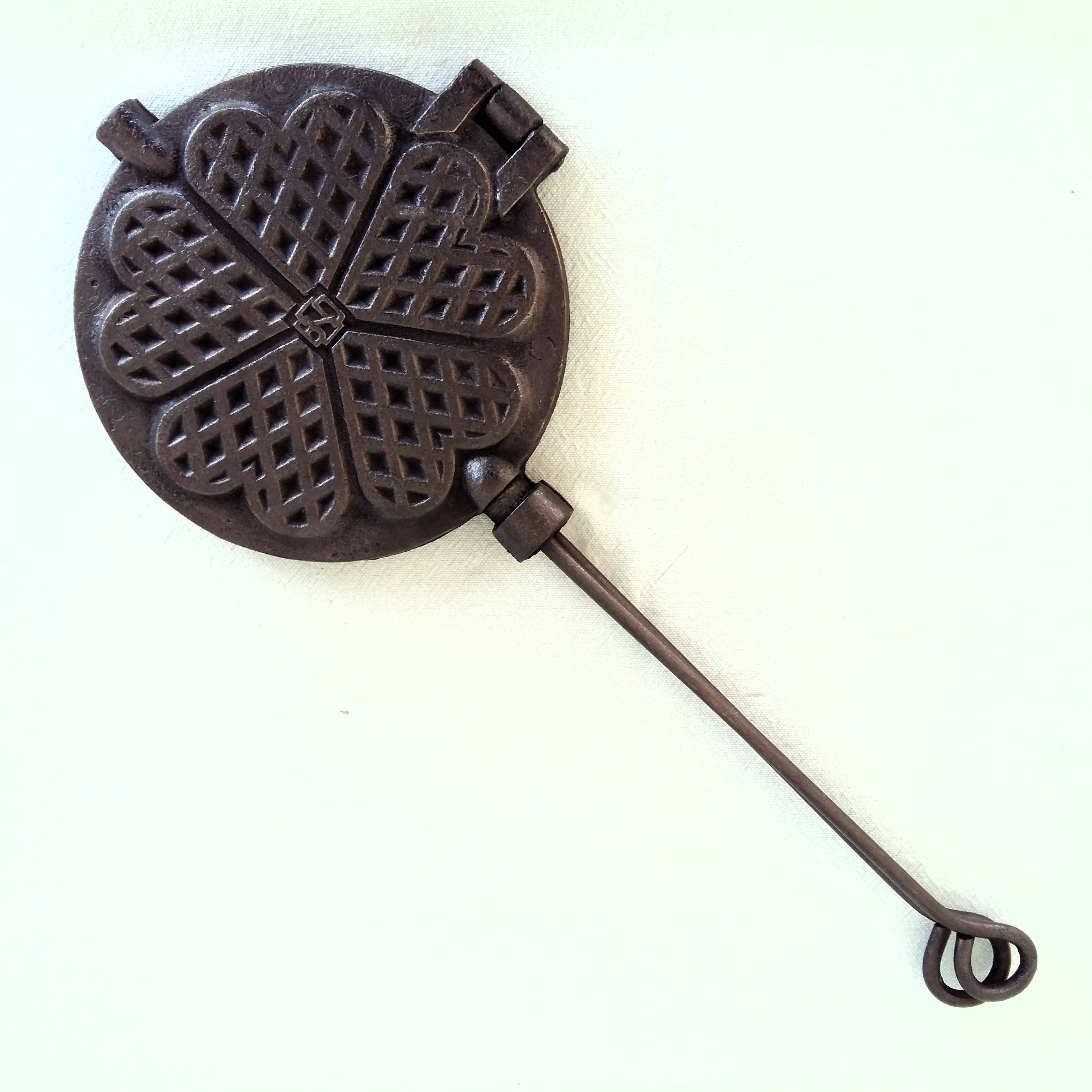 Heavy Antique Waffle Pan. Cast Iron Waffle Maker.