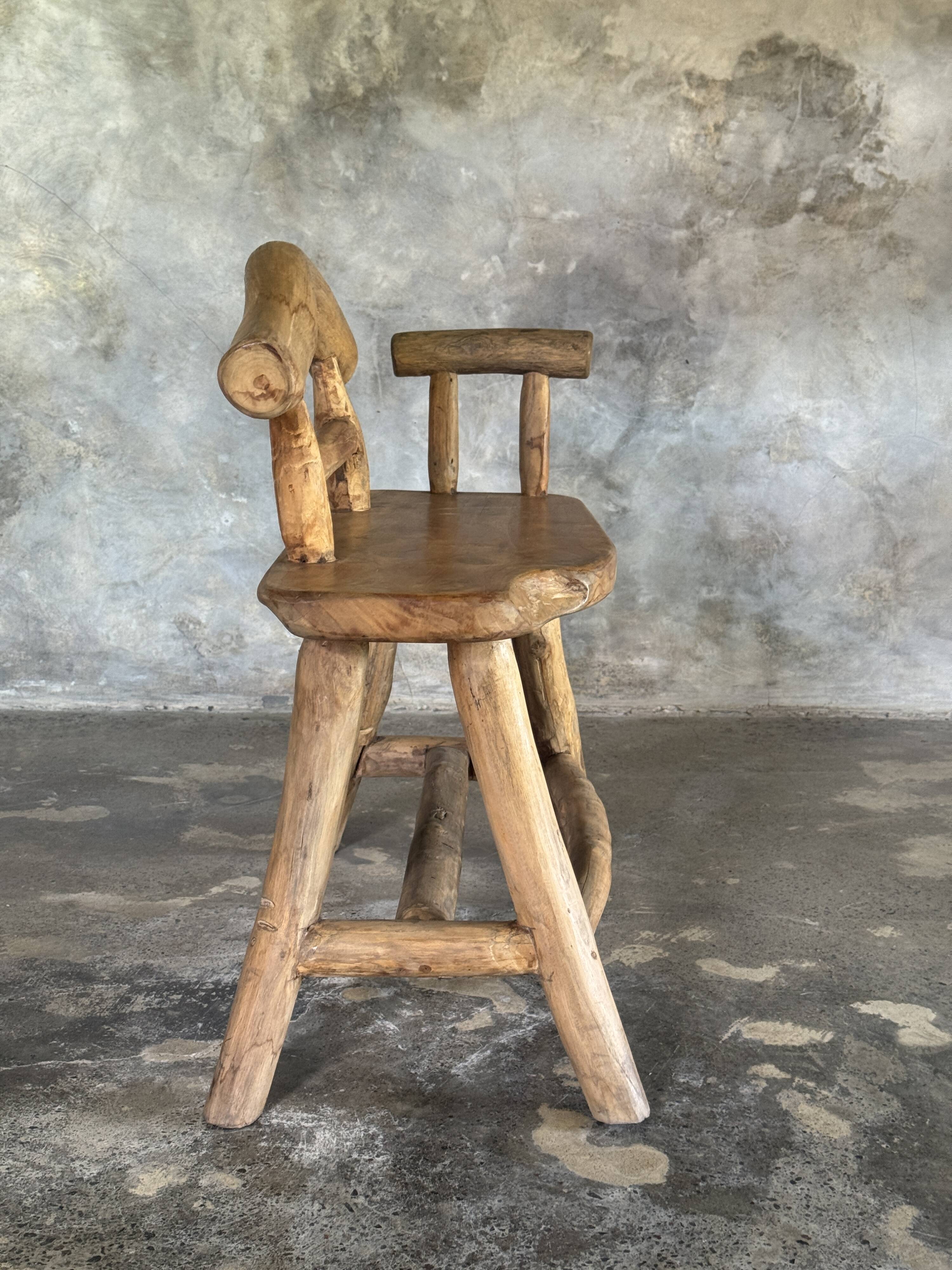 Small brutalist bench with backrest and armrests in Asian blonde teak H67 L6