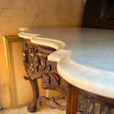 Console in carved solid oak and marble top