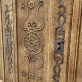 Louis XV period sideboard in solid oak Aerogommer